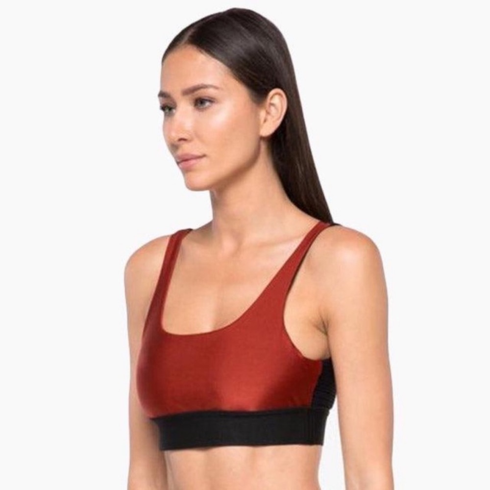 Koral Black Inner Sprint Color Block V Back Sports Bra size S